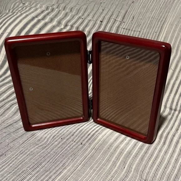Dual Frame Display Case - Red - Picture 1 of 1